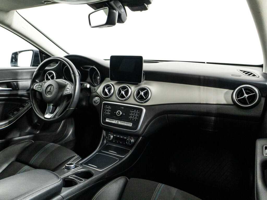 Купить Mercedes-Benz CLA 200, 2017, 71 674 км, фото №9