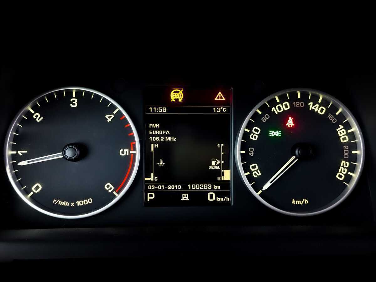 Купить Land Rover Discovery, 2015, 199 260 км, фото №12