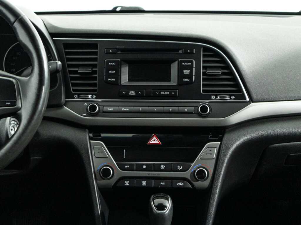 Купить Hyundai Elantra, 2017, 205 697 км, фото №14