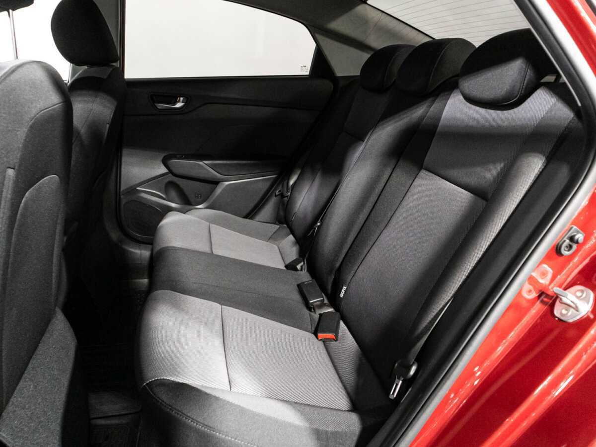 Купить Hyundai Solaris, 2017, 157 026 км, фото №10