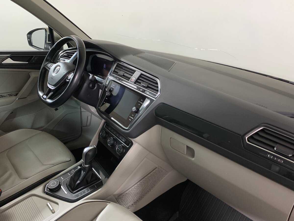 Купить Volkswagen Tiguan, 2017, 107 343 км, фото №14