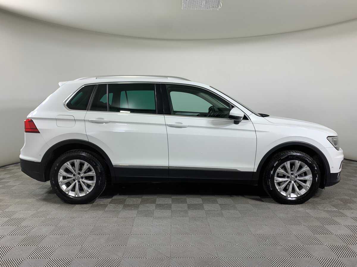 Купить Volkswagen Tiguan, 2017, 124 301 км, фото №4