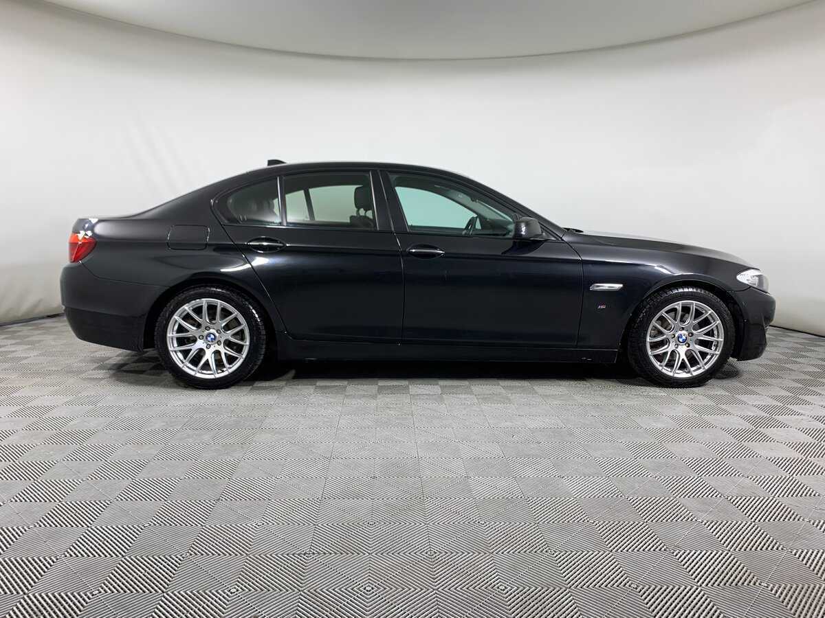Купить BMW 5 серии 528i, 2012, 280 700 км, фото №4