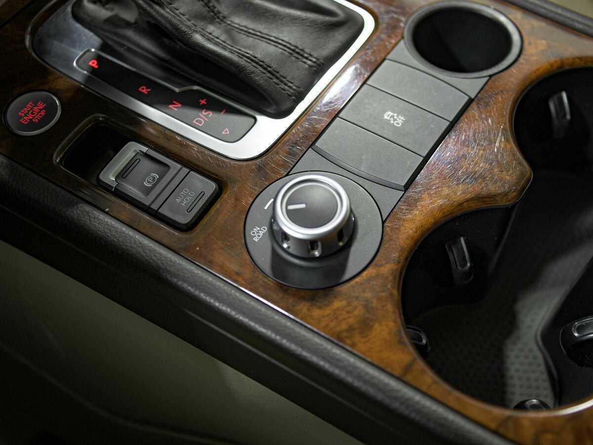 Купить Volkswagen Touareg, 2013, 211 283 км, фото №13