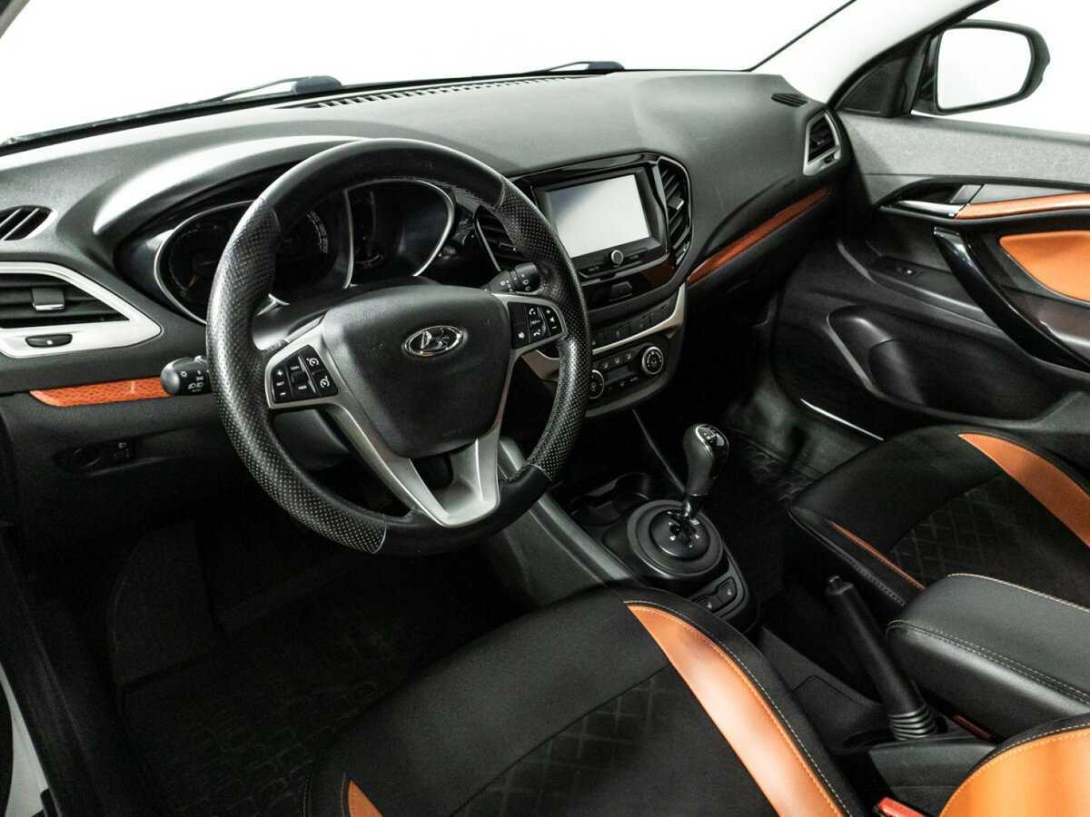 Купить Lada (ВАЗ) Vesta SW Cross, 2018, 107 231 км, фото №11