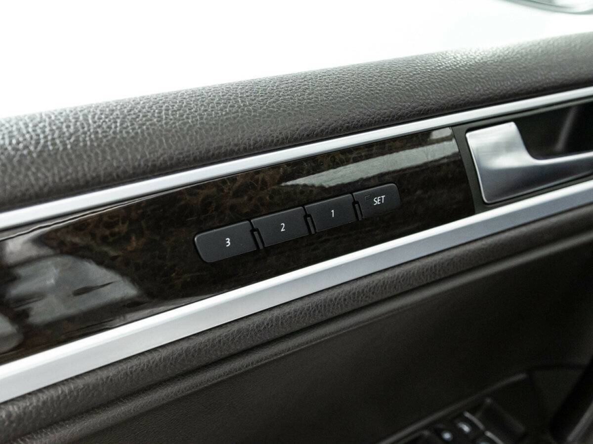 Купить Volkswagen Touareg, 2013, 198 000 км, фото №18