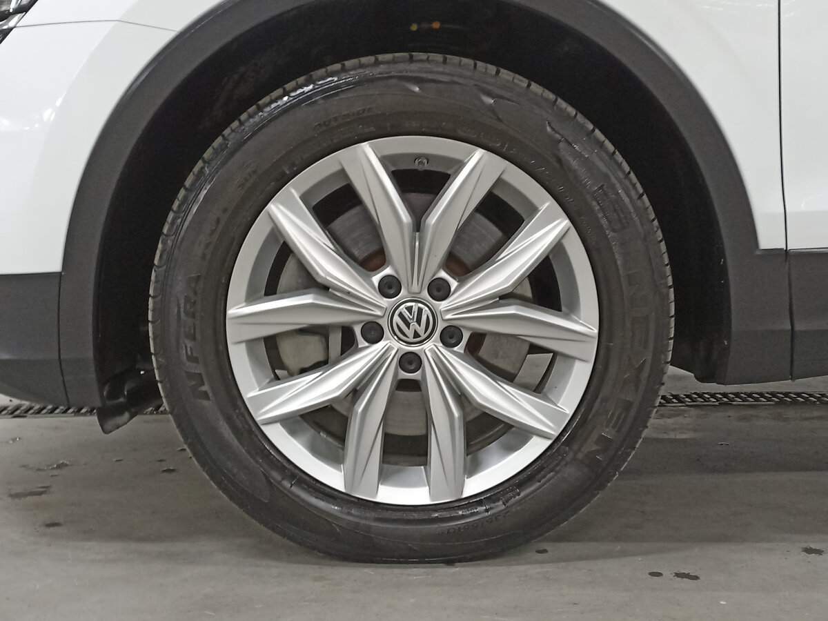 Купить Volkswagen Tiguan, 2018, 160 240 км, фото №18