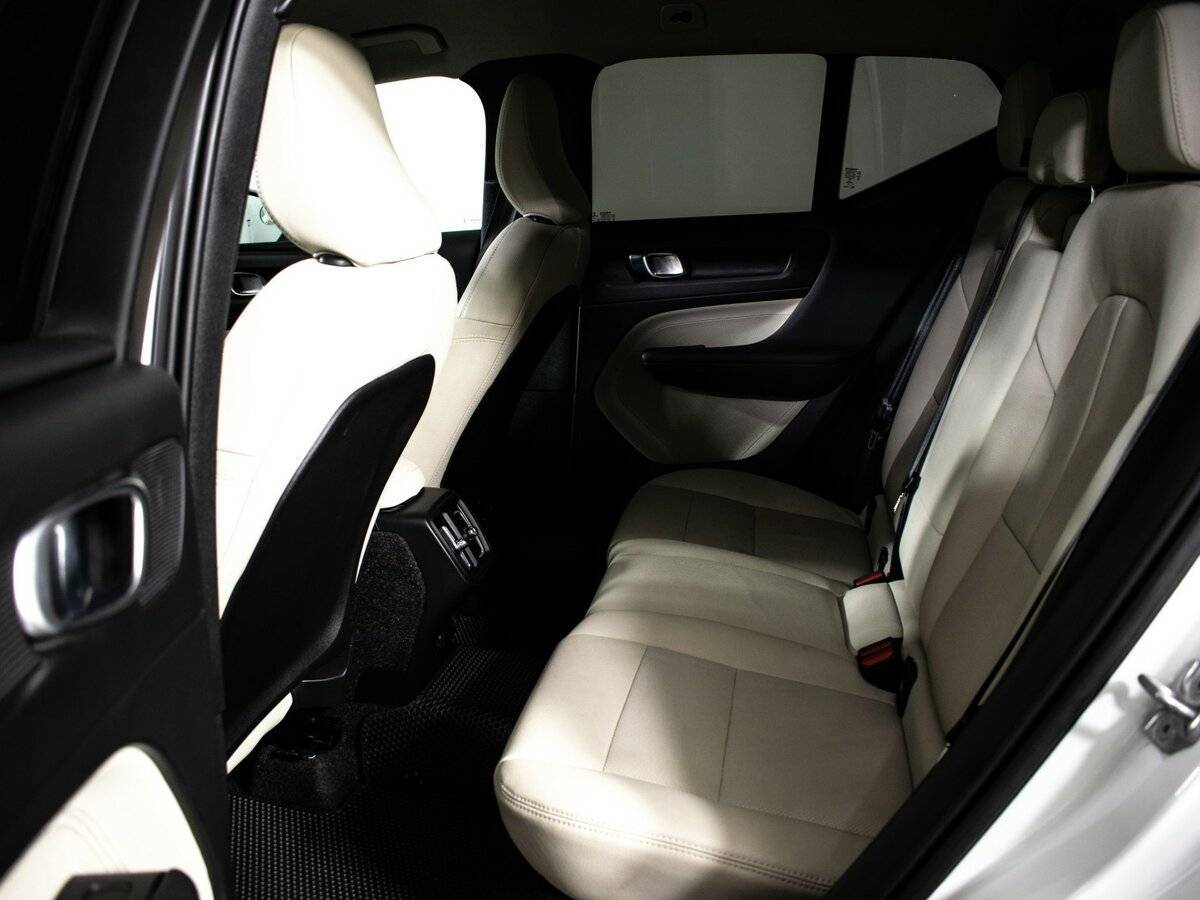Купить Volvo XC40, 2020, 92 700 км, фото №7