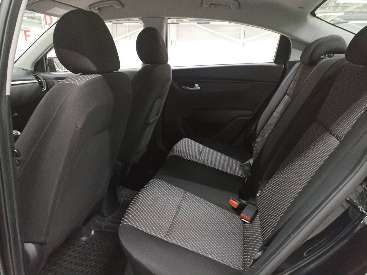 Купить Kia Rio, 2019, 72 784 км, фото №12