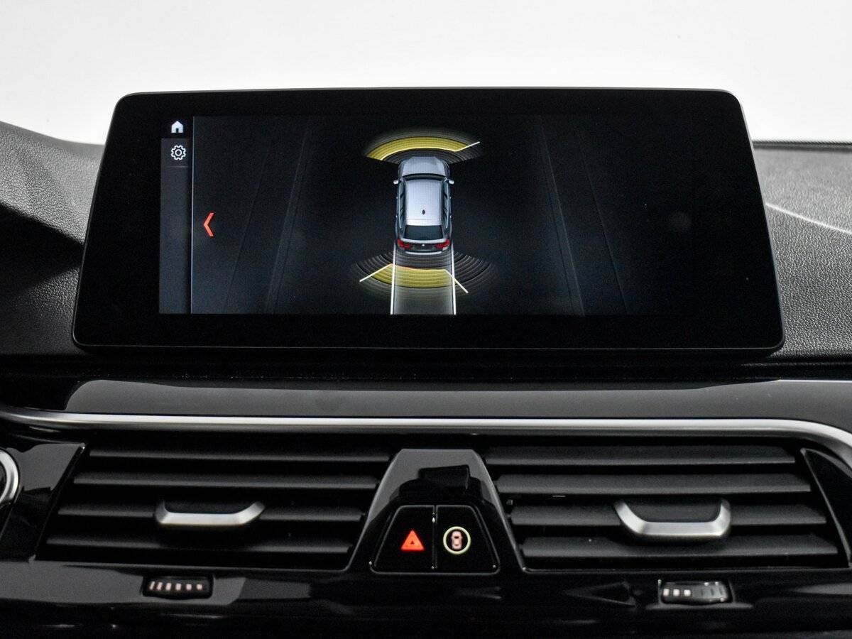 Купить BMW 5 серии 520d, 2017, 118 260 км, фото №20