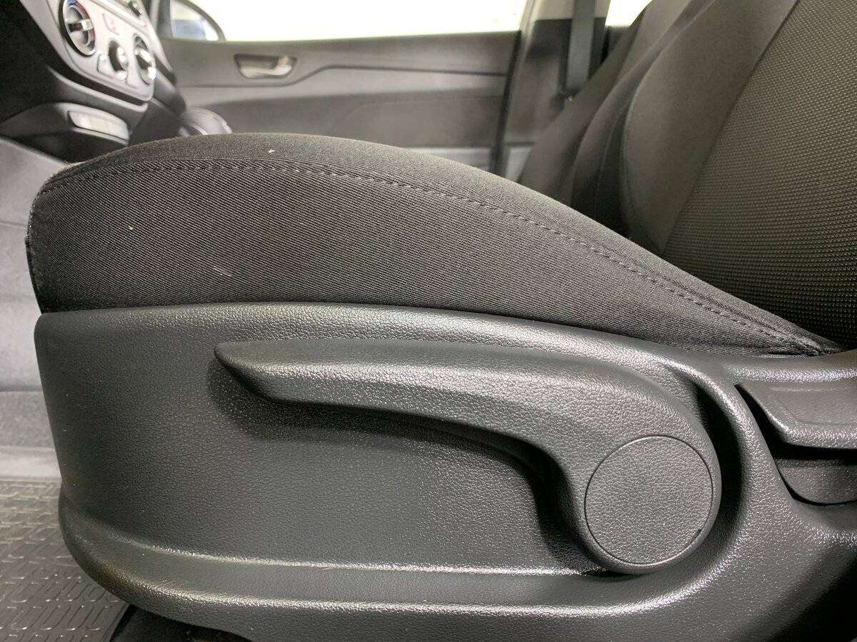 Купить Hyundai Solaris, 2017, 127 099 км, фото №16