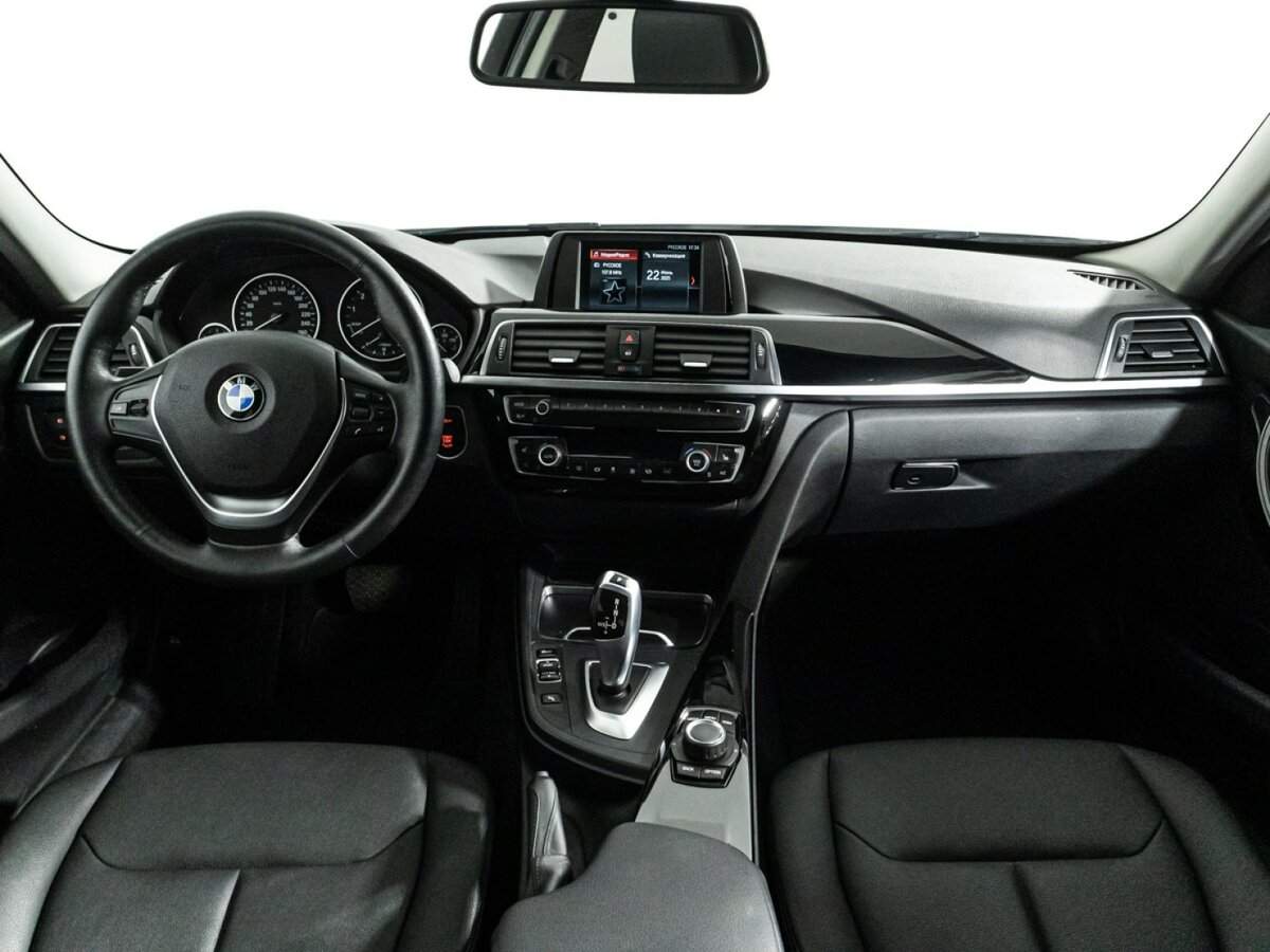 Купить BMW 3 серии 318i, 2017, 56 783 км, фото №13