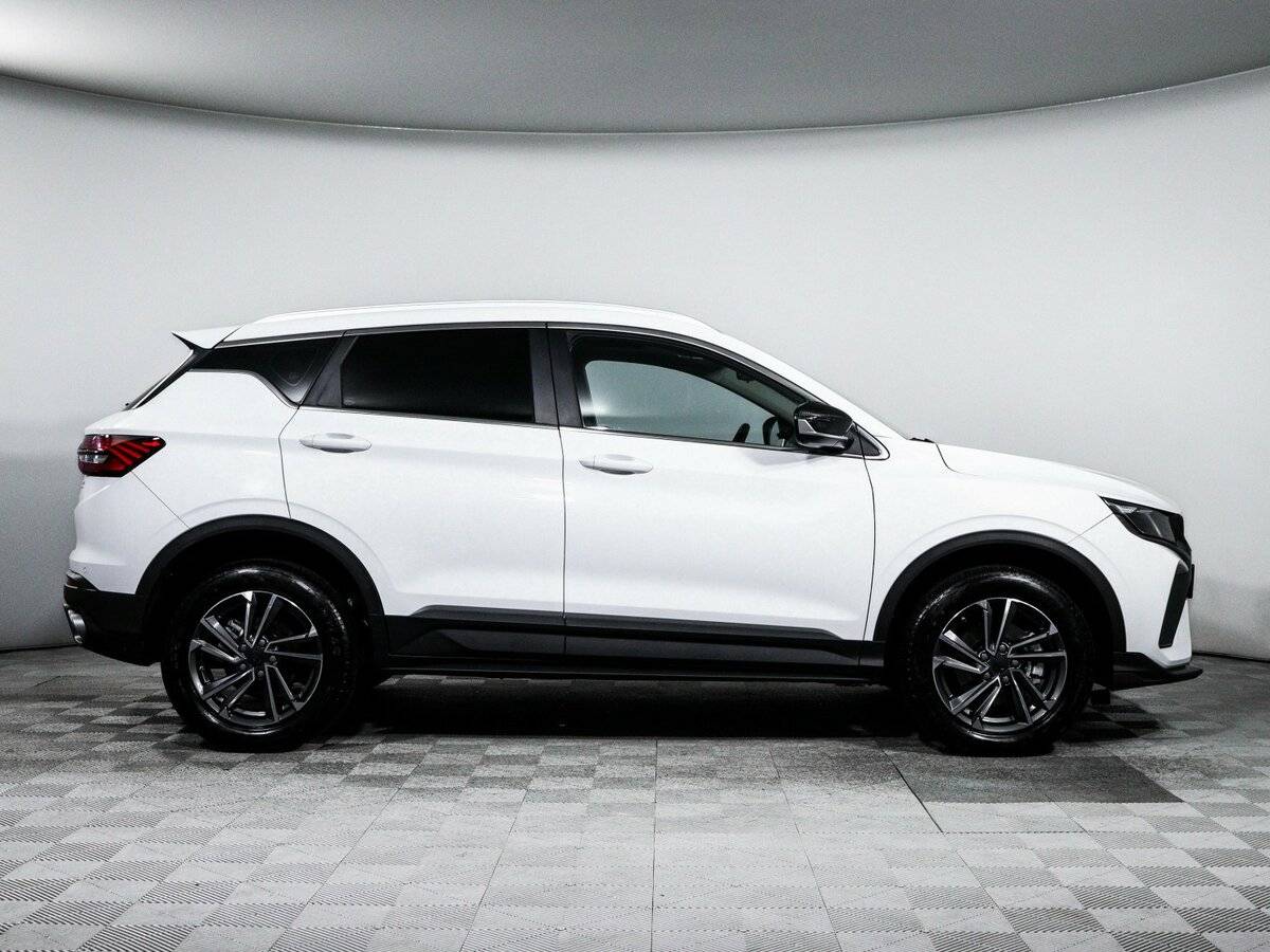 Купить Geely Coolray, 2023, 14 852 км, фото №4