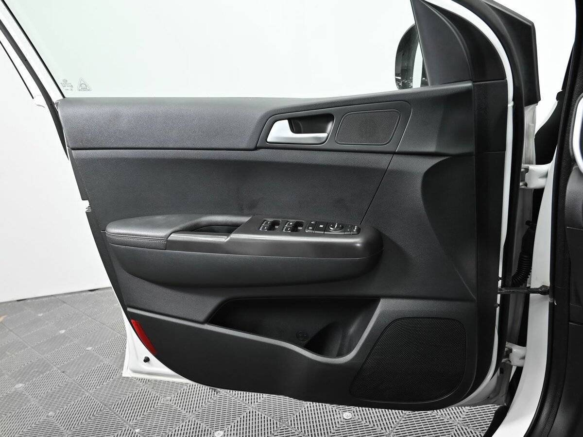 Купить Kia Sportage, 2017, 126 000 км, фото №6