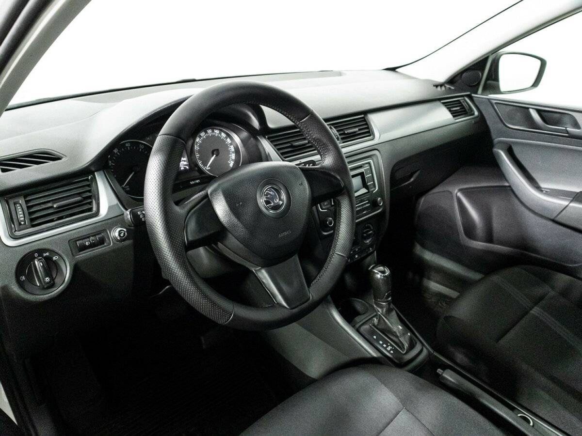 Купить Skoda Rapid, 2015, 190 541 км, фото №11