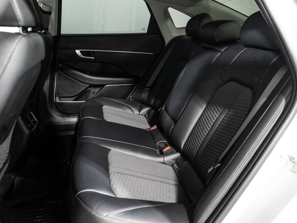 Купить Hyundai Sonata, 2020, 53 330 км, фото №10