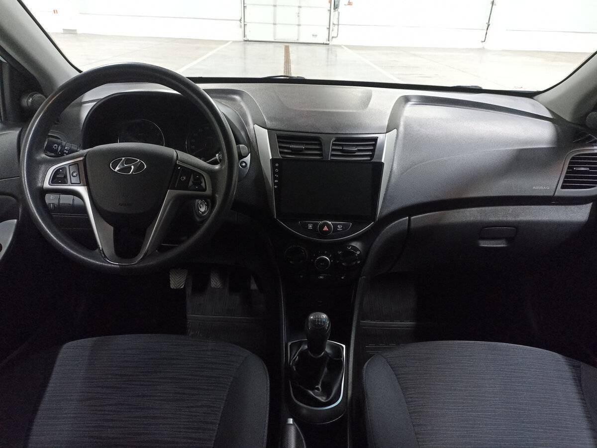 Купить Hyundai Solaris, 2015, 157 533 км, фото №14