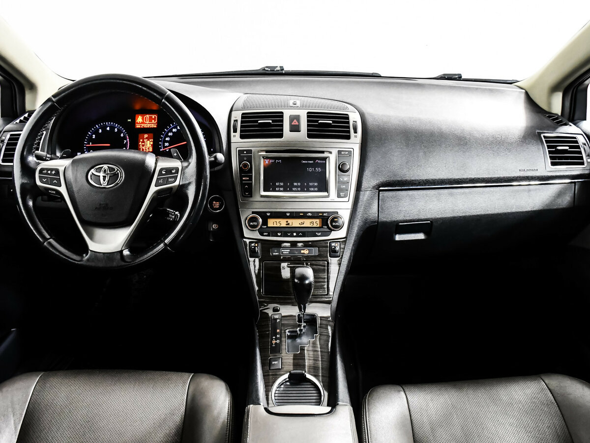 Купить Toyota Avensis III Рестайлинг, 2012, 246 856 км, фото №9