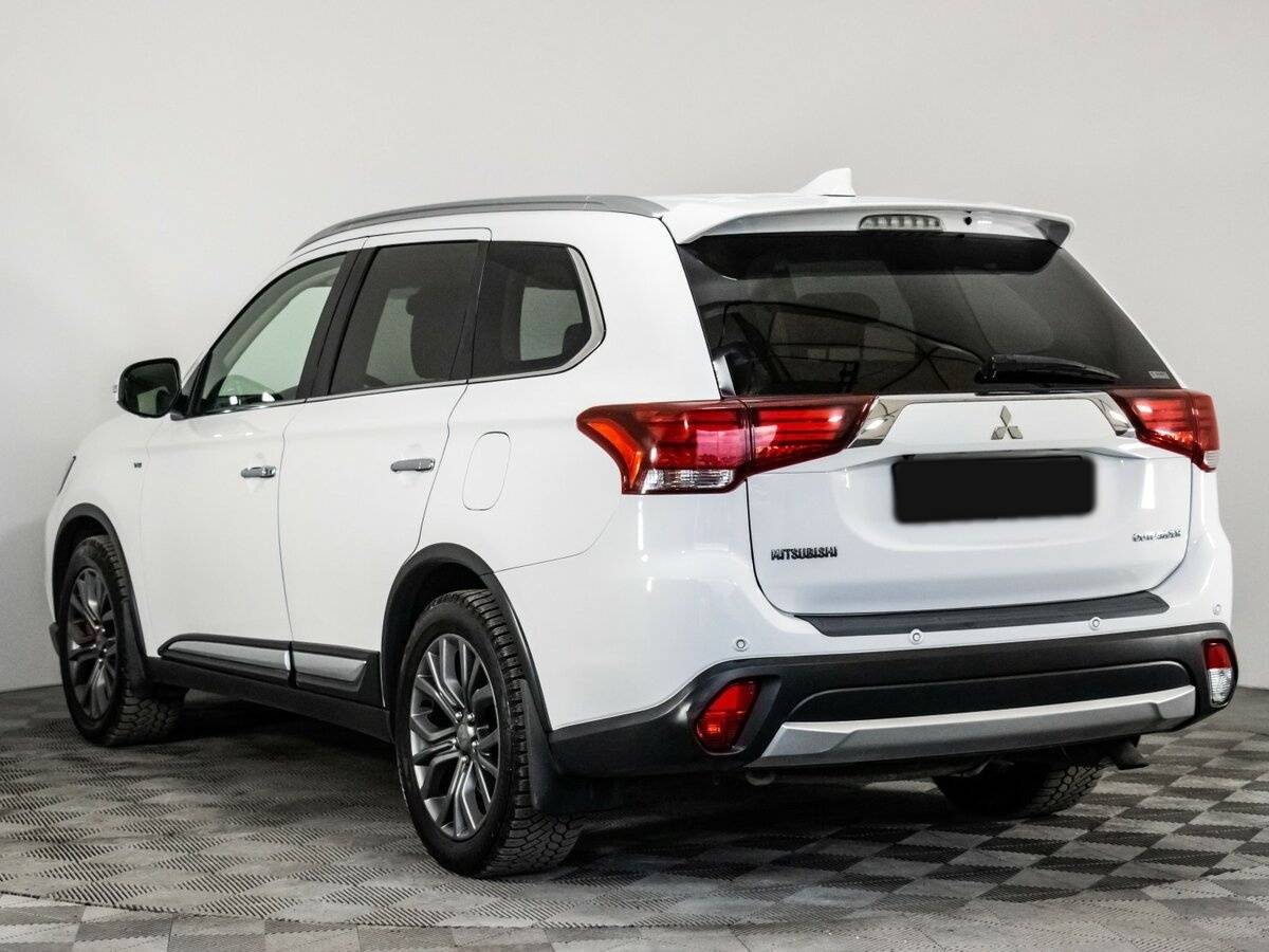 Купить Mitsubishi Outlander III Рестайлинг 2, 2017, 191 296 км, фото №6