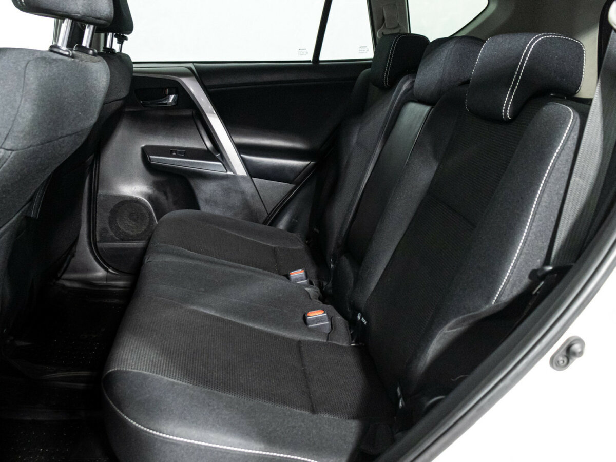 Купить Toyota RAV4 IV (XA40) Рестайлинг, 2017, 164 000 км, фото №10
