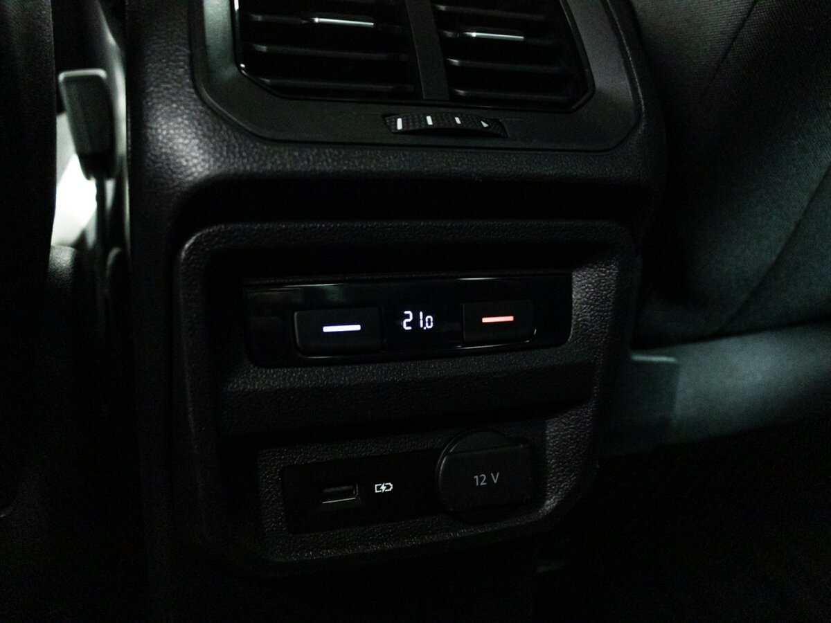 Купить Volkswagen Tiguan II, 2019, 150 653 км, фото №18