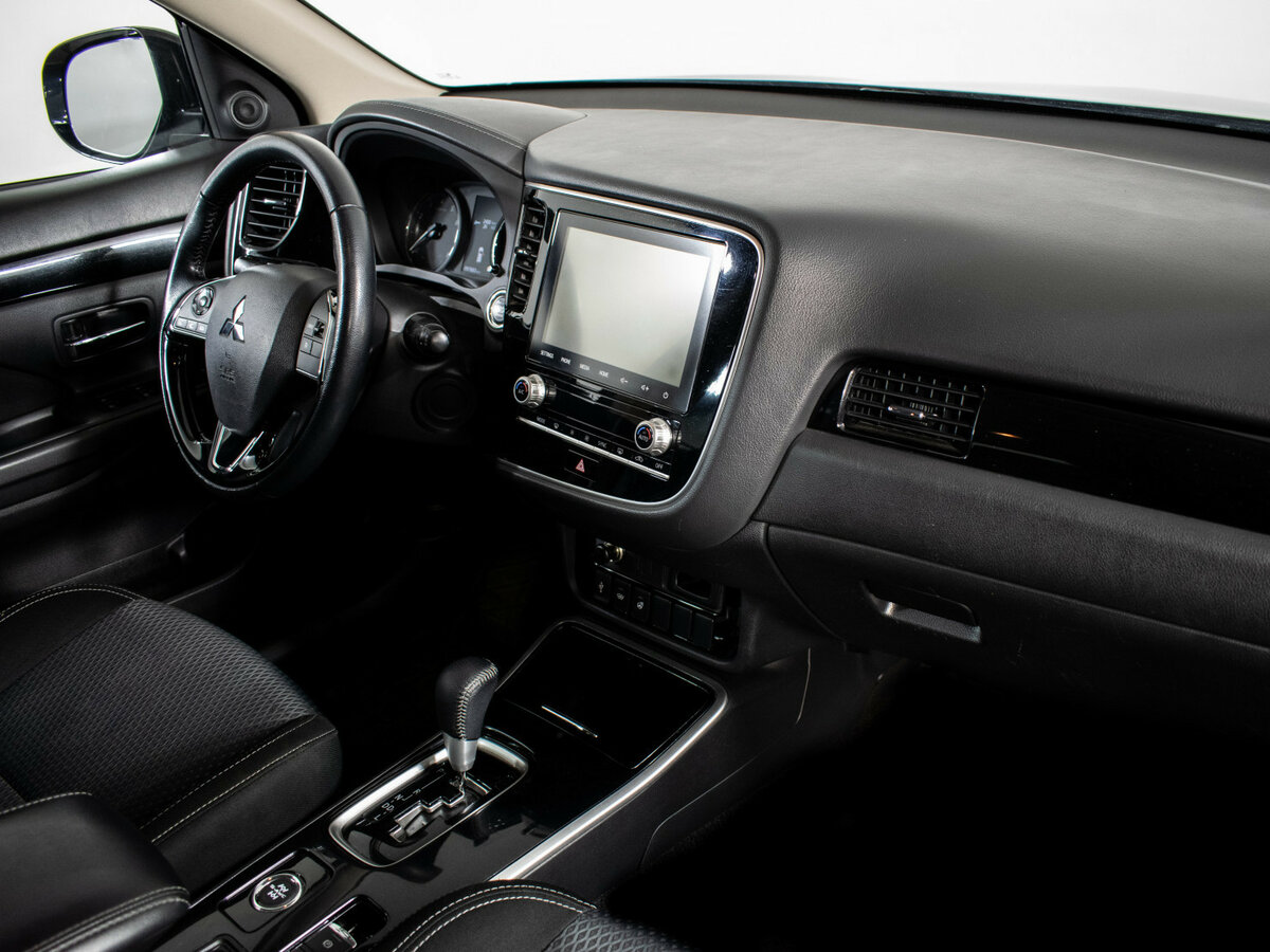 Купить Mitsubishi Outlander III Рестайлинг 3, 2022, 97 700 км, фото №11