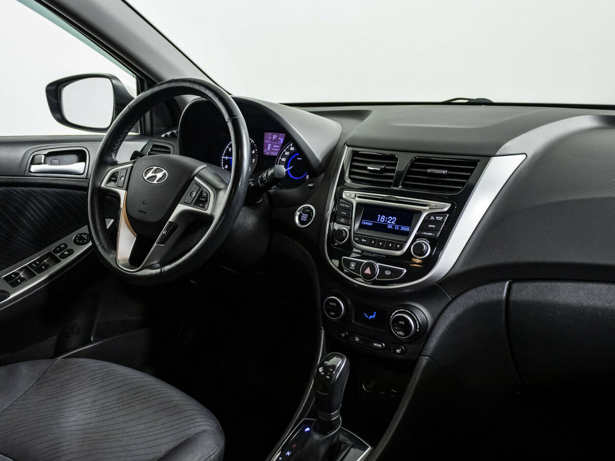 Купить Hyundai Solaris I Рестайлинг, 2015, 70 180 км, фото №9