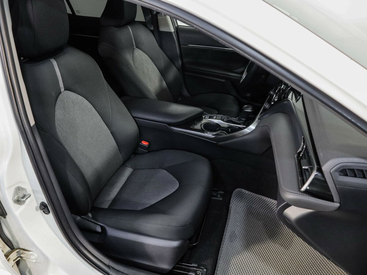 Купить Toyota Camry VIII (XV70) Рестайлинг, 2021, 155 293 км, фото №16
