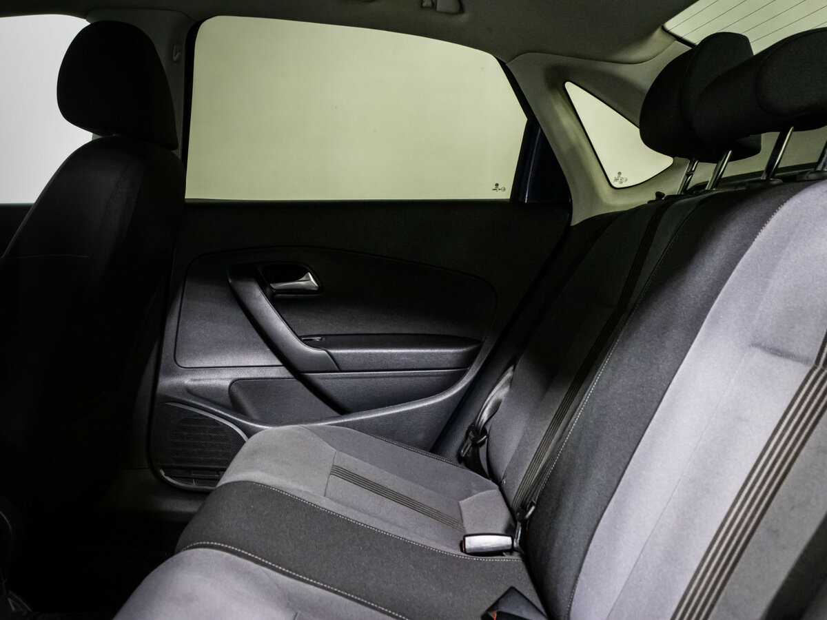 Купить Volkswagen Polo V Рестайлинг, 2016, 137 000 км, фото №13