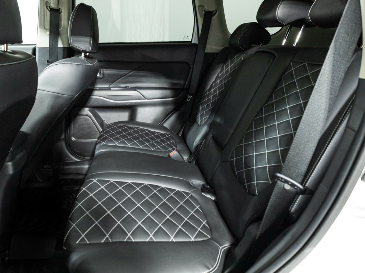 Купить Mitsubishi Outlander III Рестайлинг 3, 2022, 32 511 км, фото №8