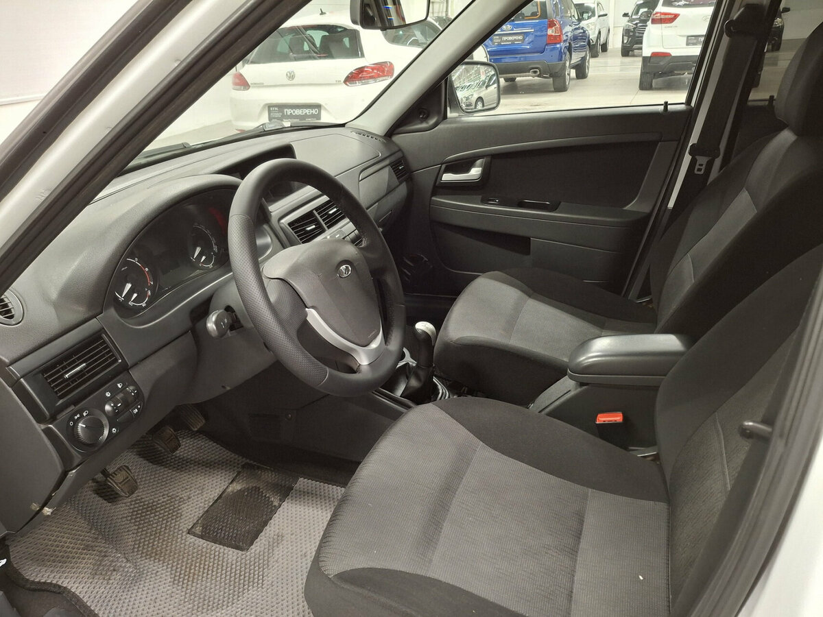 Купить Lada (ВАЗ) Priora I Рестайлинг, 2017, 39 132 км, фото №16